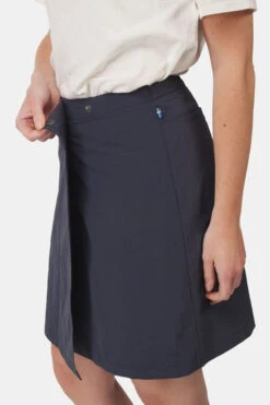 FJÄLLRÄVEN Travellers MT Broekrok Skort Dames -Dynamisch Shirt Winkle 2009012067726 015 nl