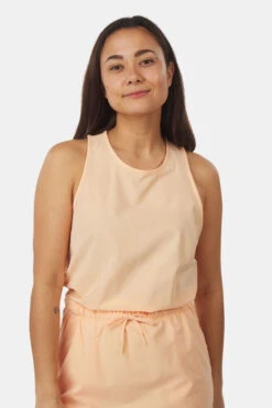 The North Face Jurk Dames Never Stop Wearing Adventure Dress -Dynamisch Shirt Winkle 2210000923966 014 nl