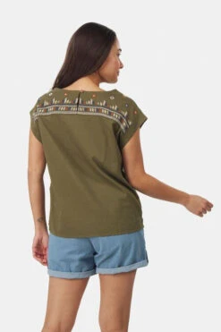 Sherpa Tharu Top Dames 10 Sherpa Tharu Top Dames -Dynamisch Shirt Winkle 2210001015189 012 nl