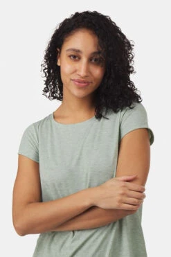 Sherpa Asha S/S Tee -Dynamisch Shirt Winkle 2210003972381 014 nl