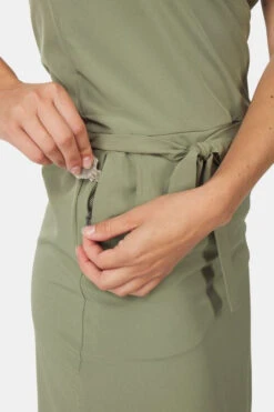 City Travel Tank Dress W Jurk 14 City Travel Tank Dress W Jurk -Dynamisch Shirt Winkle 2210004152683 015 nl