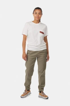 Refibra Pocket T-Shirt Dames 13 Refibra Pocket T-Shirt Dames -Dynamisch Shirt Winkle 2210005008644 012 nl