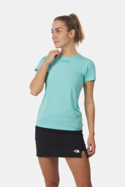 Dynamisch Shirt Winkle 3 Craft ADV Essence SS Slim Tee Dames