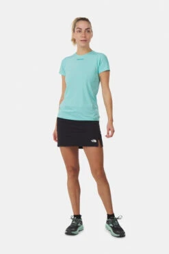 Craft ADV Essence SS Slim Tee Dames -Dynamisch Shirt Winkle 7318573301978 012 nl