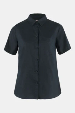 FJÄLLRÄVEN Ovik Travel Shirt SS Dames 14 FJÄLLRÄVEN Ovik Travel Shirt SS Dames -Dynamisch Shirt Winkle ahace10005 4444 01 nl