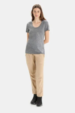 Icebreaker Tech Lite II Scoop Plume T-shirt Dames 11 Icebreaker Tech Lite II Scoop Plume T-shirt Dames -Dynamisch Shirt Winkle b11bac0436 7272 03 nl