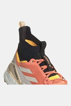 ADIDAS Terrex Free Hiker 2 Wandelschoen Dames -Dynamisch Shirt Winkle b22abb0012 3611 08 nl