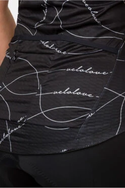 AGU Core Jersey SS II Essential Fietsshirt -Dynamisch Shirt Winkle d11bac0029 3333 14 nl