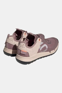 ADIDAS 5.10 TrailcroSS LT Fietsschoen Dames -Dynamisch Shirt Winkle d21ahd0002 5556 04 nl