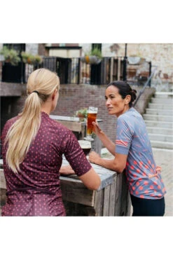 AGU Essential Velo Love Jersey Shirt Dames -Dynamisch Shirt Winkle dbadc90021 3939 07 nl