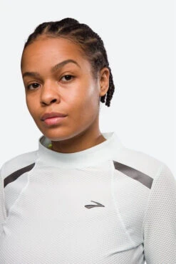 BROOKS Carbonite Longsleeve Hardlopen Dames 15 BROOKS Carbonite Longsleeve Hardlopen Dames -Dynamisch Shirt Winkle ebabf10002 1020 014 nl