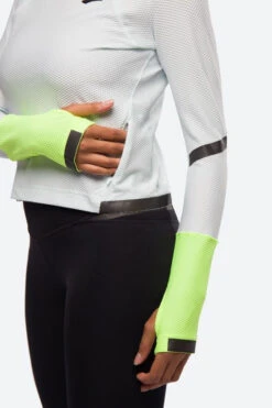 BROOKS Carbonite Longsleeve Hardlopen Dames 16 BROOKS Carbonite Longsleeve Hardlopen Dames -Dynamisch Shirt Winkle ebabf10002 1020 015 nl