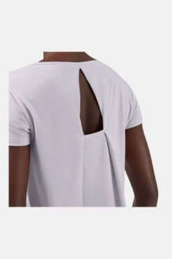 On Running Active-T Breathe Dames 10 On Running Active-T Breathe Dames -Dynamisch Shirt Winkle ebace10013 9797 04 nl