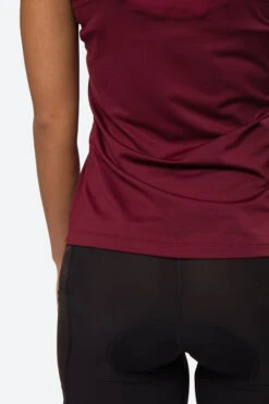 Craft Adventure Essence Top Dames -Dynamisch Shirt Winkle ebade10004 3131 015 nl