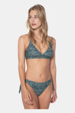 Protest Mixsuperbird Triangle Bikini Top