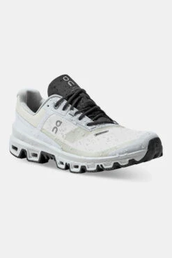 On Running Cloudventure Waterproof Trail Schoen Dames -Dynamisch Shirt Winkle haace00039 7370 03 nl