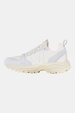 Veja Venturi Sneaker -Dynamisch Shirt Winkle iabee10021 1043 12 nl